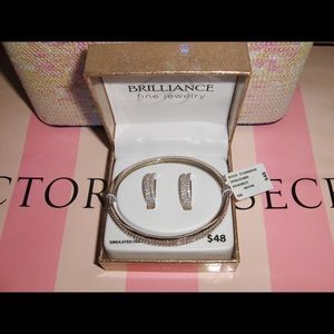 Brilliance Gift Set Bangle Bracelet Hoop Earrings